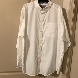 Men’s Ariat shirt